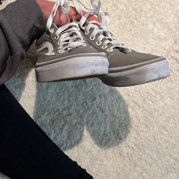 Vans - Picture 4 of 4